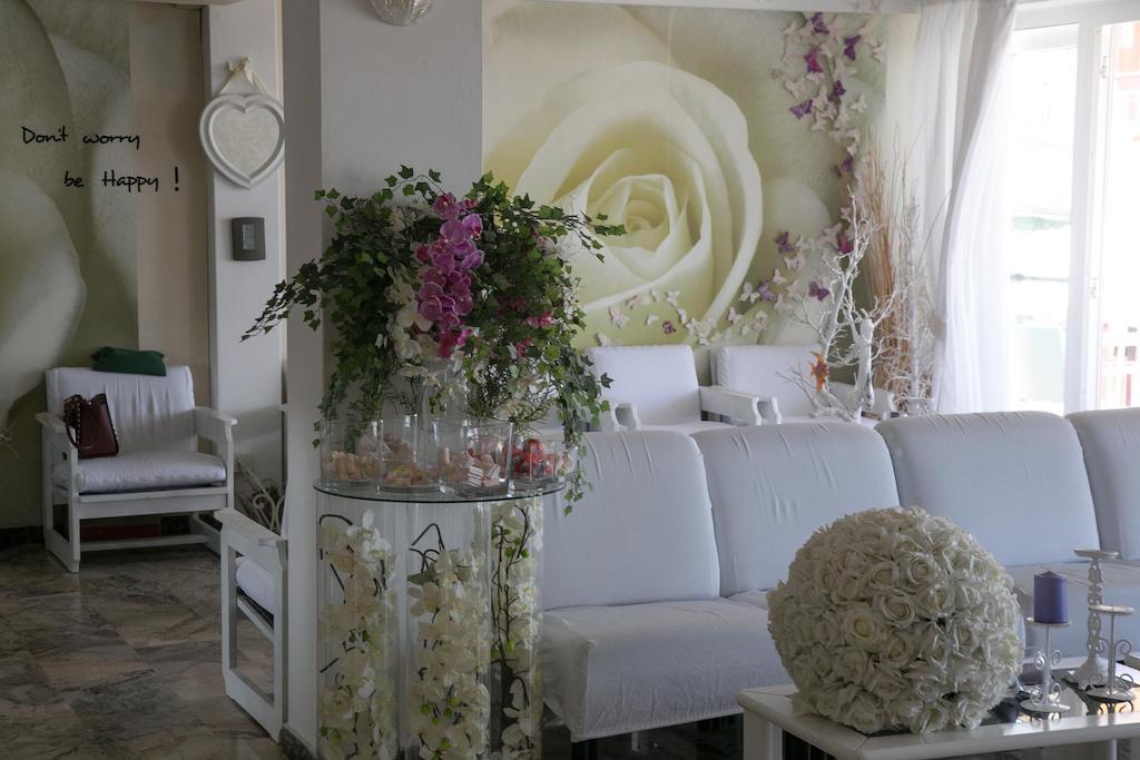 Hotel Heaven Rimini Exterior photo
